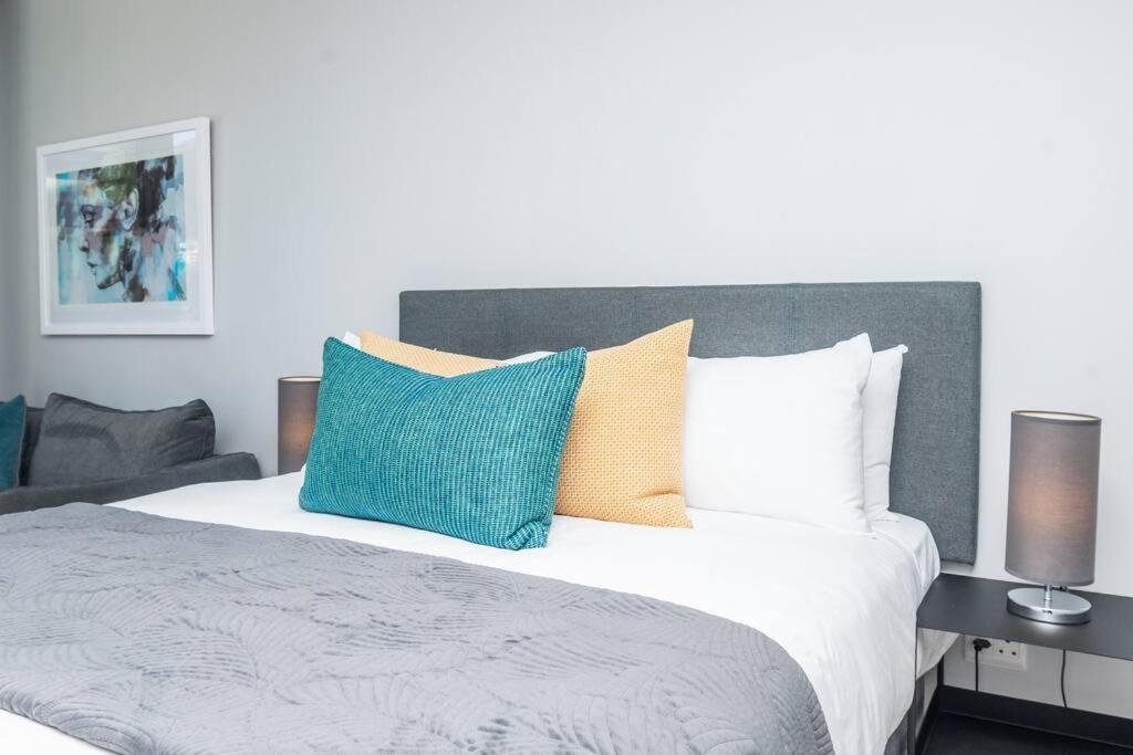 Skylines & Sunsets Apartment Cape Town
